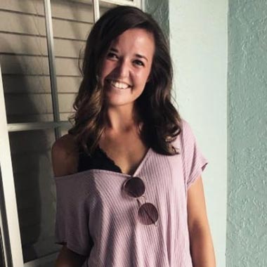 Selfie of Mikayla Powlen. Courtesy of Mikayla Powlen.